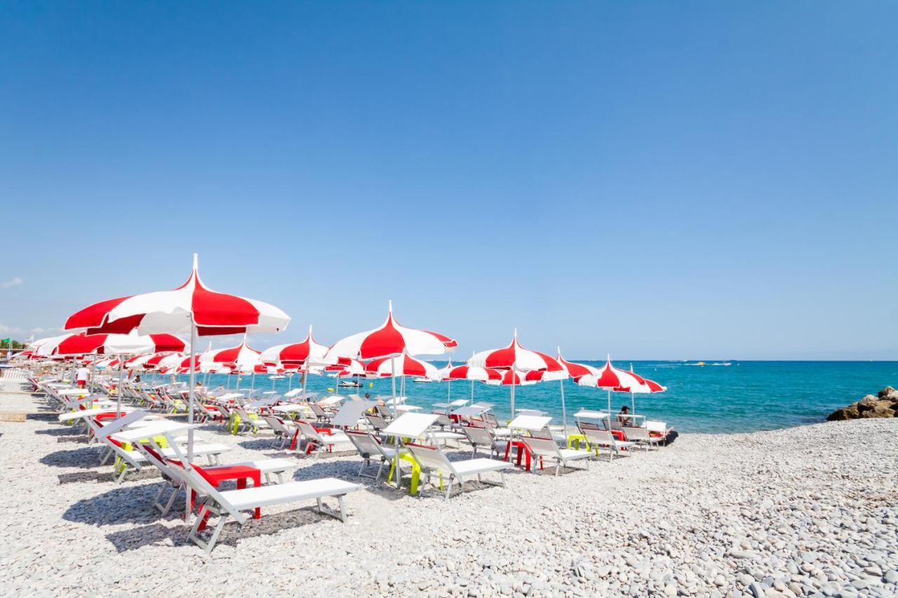 Cocoon Beach Central Proche Mer Nice Buitenkant foto